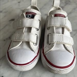 Converse All Star Baby Toddler Size 7 White Leather Strap Sneakers